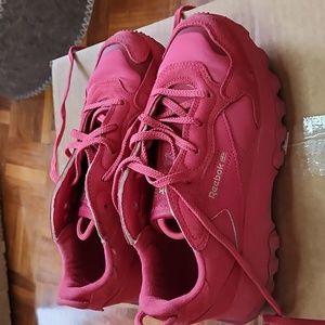 Reebok Cardi B ( US5 GS-US 6.5 W) PINK